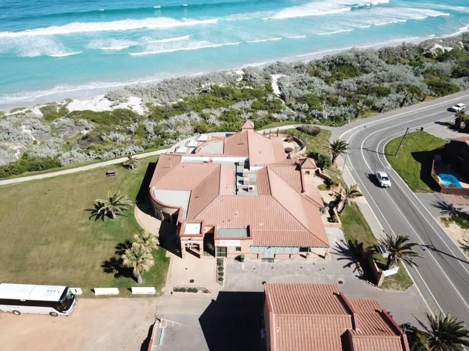 The African Reef Geraldton Exterior foto