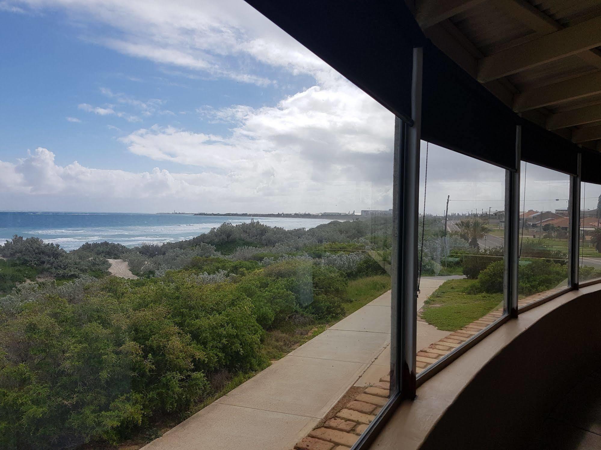 The African Reef Geraldton Exterior foto